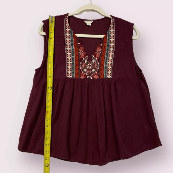 Aeropostale Sleeveless Embroidered Split Neck Top Size Small Summer Boho Chic XS - Picture 6 of 7